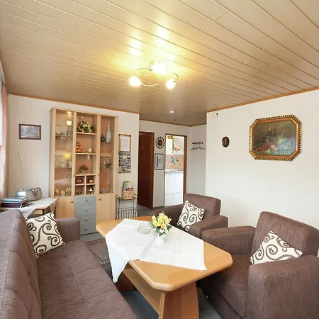 Ruhige In Polle, Cleaning Included Apartment *