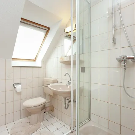 Ruhige In Polle, Cleaning Included * Polle